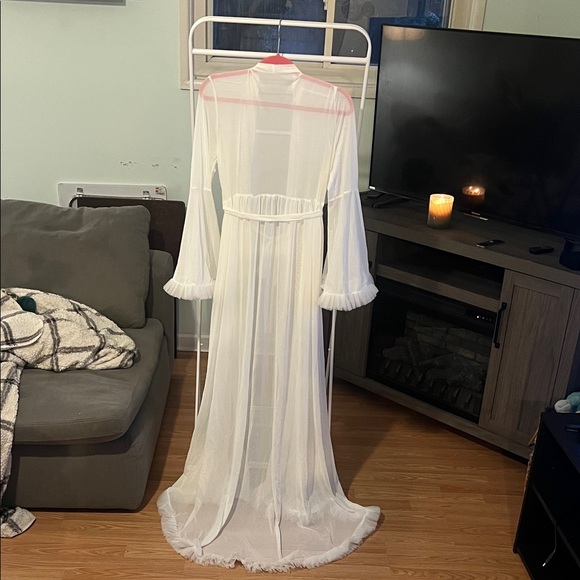 Amazon White Sheer Ruffle Robe - Picture 3 of 7